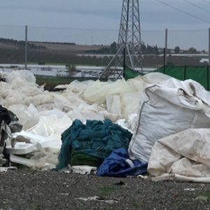 La nueva concesionaria ya tiene abierto el Centro de recogida de plásticos agrícolas de Chipiona