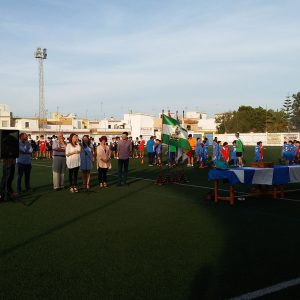 El Chipiona y la Escuela municipal de fútbol clausuran conjuntamente la temporada