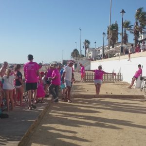 El histórico torneo de petanca Playa de Regla llega a su punto álgido de competición