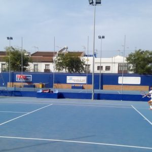 Alberto Márquez se alza con el Open de tenis de verano
