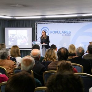 Isabel Jurado elegida presidenta del Partido Popular de Chipiona en el congreso local