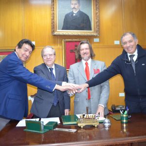 Ateneo de Sevilla y la Fundación Eduardo Domínguez Lobato firman acuerdo para la presentación y divulgación de sellos de la circunnavegación
