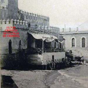 El balneario y la empalizada del Castillo de Chipiona