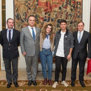 El embajador de Portugal en España recibe a Amaia y Alfred