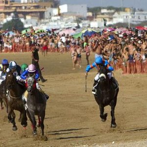 Canal Sur Televisión y ATV, un año más, con las Carreras de Caballos de Sanlúcar de Barrameda