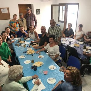 La Delegación del Mayor ofrece un desayuno como inicio del curso a los usuarios del Centro de Mayores