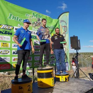 Los chipioneros Alberto Pacheco y Víctor Rodríguez se clasifican como campeón y tercero respectivamente en el interprovincial de Moto Cross