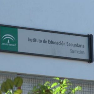 El claustro del Salmedina pide instalaciones dignas y una solución a la situación de la Formación Profesional Básica