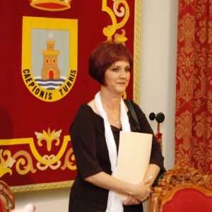 Izquierda Unida de Chipiona elige a Isabel María Fernández como candidata a la alcaldía