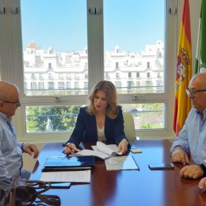 Rafael Pastorino pide en el encuentro del Consejo Territorial con la Junta el desdoble de la carretera que une Rota con Chipiona