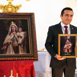 Triunfo de Antonio Montiel con la presentación del cartel de la Virgen del Carmen de la Hermandad de El Palo