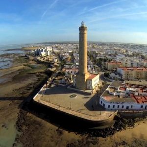 Lucas Díaz anuncia el aplazamiento de la temporada media de playas en Chipiona y la propuesta de ampliar la alta