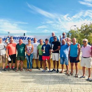 Entregados los trofeos del segundo campeonato de petanca de la asociación de vecinos Playa-Laguna