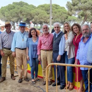 Antonio Dorantes agradecido y emocionado por el homenaje que le rindió la Hermandad del Pinar ayer en la celebración de la Fiesta de la Palmicha