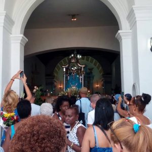 La Virgen de Regla de Cuba en procesión terrestre y marítima este 7 de septiembre