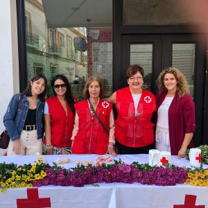 Cruz Roja de Chipiona celebra el día de la banderita este año destinado a evitar la soledad de los mayores de 65 años
