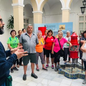 Los mayores visitan hoy el Faro y el Santuario dentro de las actividades conmemorativas de la I Semana de las Personas Mayores