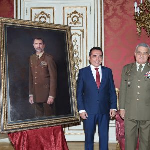 Presentación del retrato de Felipe VI por el pintor Antonio Montiel para el Ejército de Tierra