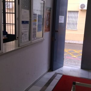 La biblioteca municipal de Chipiona recupera parte de su actividad para entrega, devoluciones y consultas