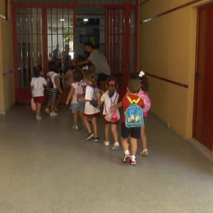 El descenso de la natalidad hace que la solicitudes en Infantil de 3 años baje en Chipiona en medio centenar en dos años