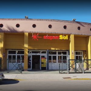 El Supersol de Chipiona absorbido por Carrefour junto a las restantes 35 tiendas de la firma en Cádiz