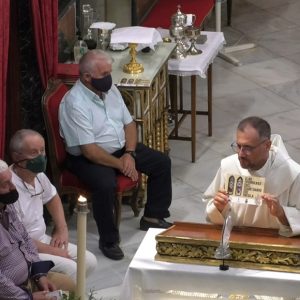 La revista ‘Las Vidrieras del Santuario’ fue presentada ayer  ante la Virgen de Regla