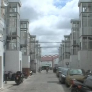 Pepe Mellado informa  sobre el comienzo del proceso de regularización de viviendas en Camacho Baños