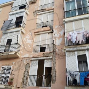 Avanza la rehabilitación de la estructura del edificio de viviendas  de Camacho  Baños 18 y 20 con la aprobación del proyecto