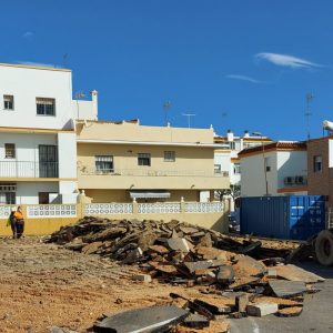 Comienzan las obras de construcción de 26 viviendas en la parcela de Los Maestros, en Rota