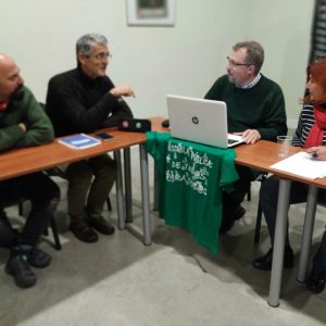 El área de Educación de IU Cádiz reclama a la Junta la vacunación de todo el personal que trabaja en centros educativos de la provincia