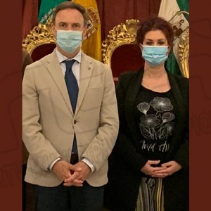 Isabel María Fernández traslada a David de la Encina demandas de colectivos de Chipiona para acceder a ayudas de Diputación