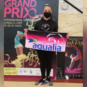 La gimnasta chipionera Elena Moreno La O se prepara para participar en el Campeonato de España Juvenil