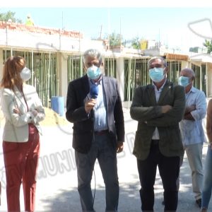 Miguel Andreu y Ana Fidalgo visitan la construcción del nuevo espacio  para el ciclo de cocina en el I.E.S. Salmedina