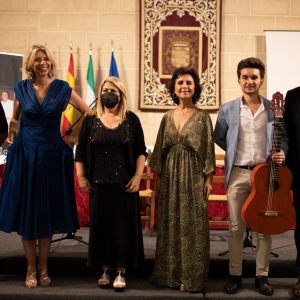 Gran éxito de la presentación de los libros Soy Raphaelista y Canta Rocío Canta el pasado sábado en la Feria del Libro de Jerez 2021