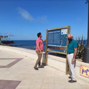 Instalados paneles informativos sobre los corrales de pesca de Chipiona en los accesos más cercanos a su ubicación