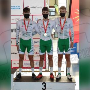 El joven ciclista chipionero Manuel Rodríguez bronce por equipos con la selección andaluza en los Campeonatos de España de Pista