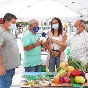 Patatas aliñadas, uvas, sandías y gazpacho en la segunda muestra-degustación que promociona los productos agrícolas de Chipiona