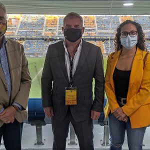 El Alcalde y la delegada de Deportes invitados en el encuentro del Cádiz Club de Fútbol del pasado domingo