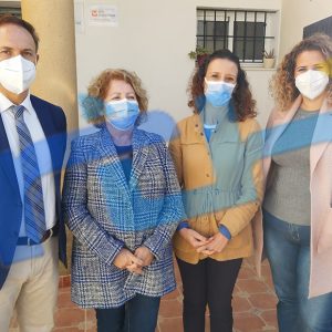 David de la Encina visita las obras de ampliación del Centro de Día de Alzheimer en Chipiona y anuncia que llegarán más ayudas de Diputación