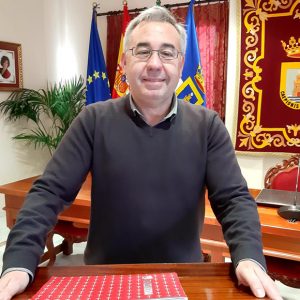 Pepe Mellado anuncia que en unas semanas comenzarán las obras de mejora y ampliación del cuartel de la Guardia Civil de Chipiona