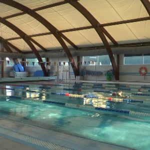 La piscina municipal de Chipiona amplía su oferta con cursos para niños de 3 a 6 años