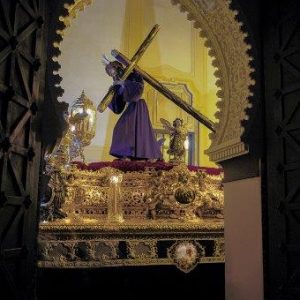Vuelve la Semana Santa de Sevilla tras dos años sin procesiones