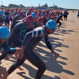 José Antonio Infantes vencedor absoluto y Rocío Espada primera fémina en el retorno del Triatlón Cros Playas de Chipiona