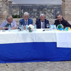 Presentado en el claustro del Santuario de Regla el libro de relatos de Sebastián Tirado ‘Ilusiones sin fronteras’