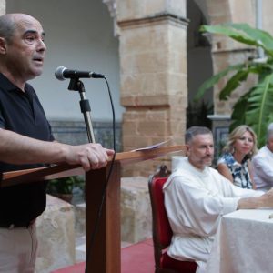 La semblanza profesional de Marina Bernal por Cristóbal Ruiz en la presentación de Anónimos infinitos 3