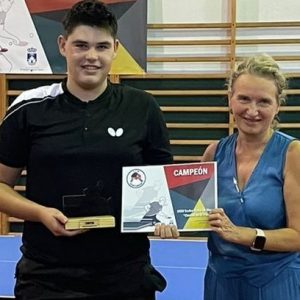 Fran Castillo Campeón del Trofeo de Tenis de Mesa “Ciudad de El Puerto”