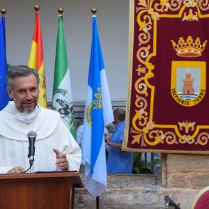 A cinco días de la Virgen de Regla segunda edición del libro ‘Regla de Chipiona’, de Miguel Gallardo, que pone al día una devoción que ha llegado a todo el mundo