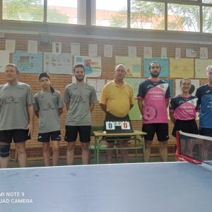 Gran partido del CD EL PUERTO TENIS DE MESA PIZZERÍA BLANCA PALOMA