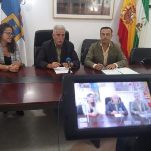El Alcalde y la Delegada de Agricultura trasladan al nuevo Delegado Territorial las demandas más urgentes del sector agrícola en su visita a Chipiona