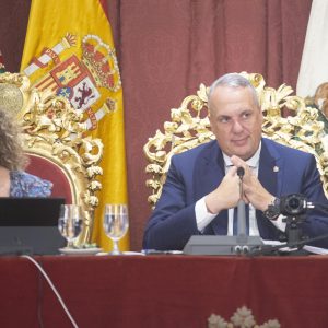 El Pleno de Diputación pide por unanimidad recuperar las conexiones ferroviarias de la Costa Noroeste